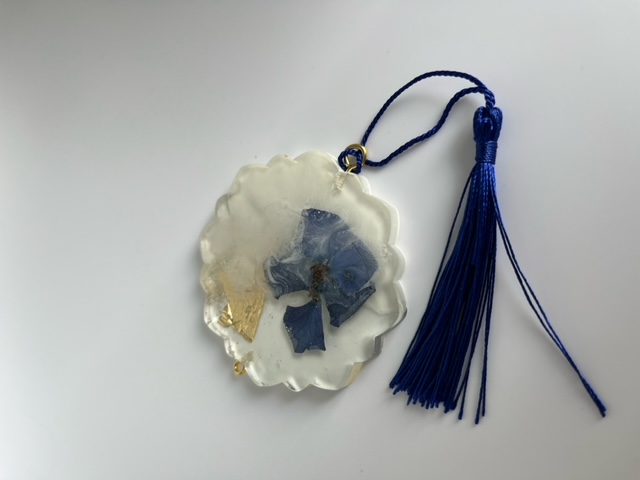 Sonnenfänger Blume mit Hortensie Blau - weiß - gold